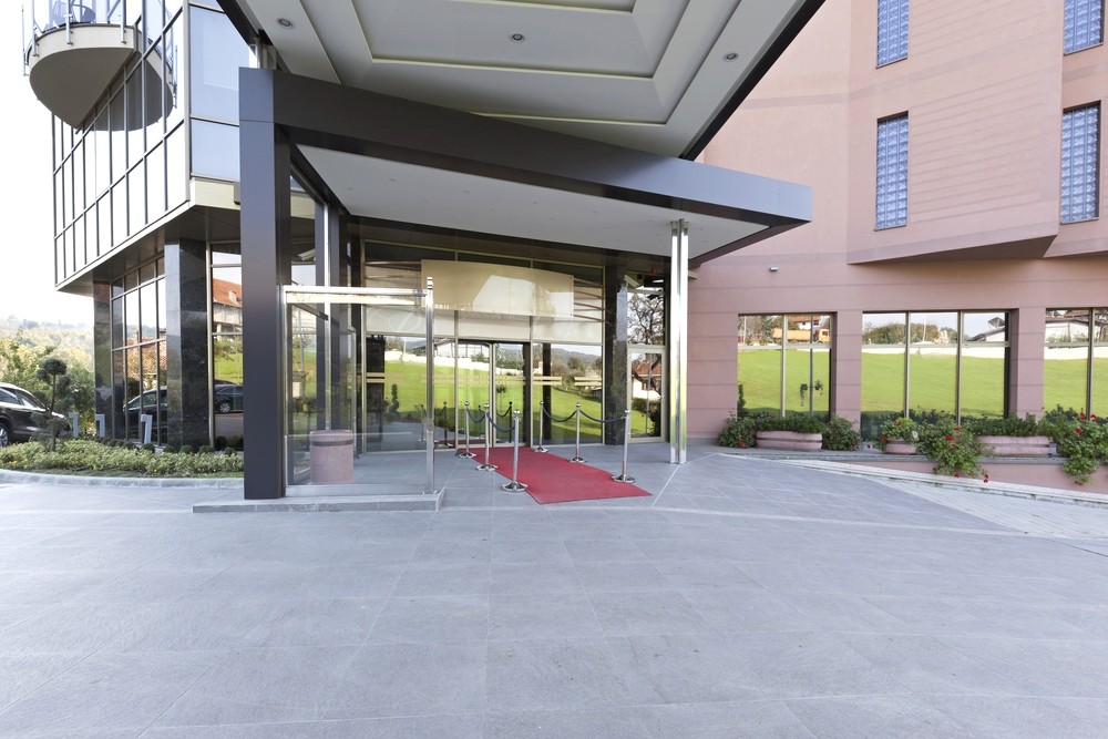 Tappeto corsia entrata hotel Zerbino esterno personalizzato