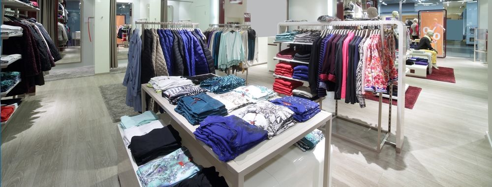 pavimento per negozio pavimenti per negozi abbigliamento parquet per negozi pavimenti moderni per negozi
