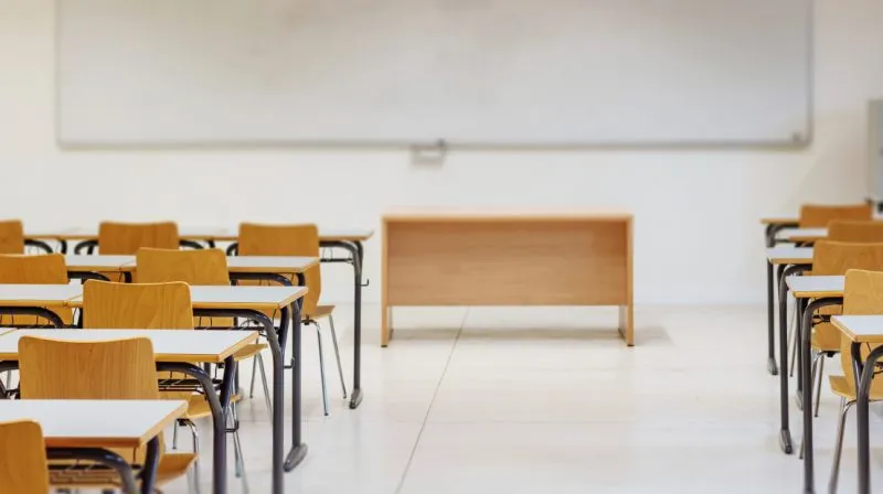 EDILIZIA SCOLASTICA - Pavimenti e Rivestimenti - Nanni Giancarlo Articolo sul pavimento per scuole