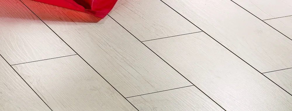 Pavimento rovere sbiancato in laminato