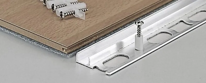 Profilo per pavimenti in legno e laminato - Nanni Giancarlo Profilo per pavimenti in legno e laminato soglia pavimento - Nanni Giancarlo