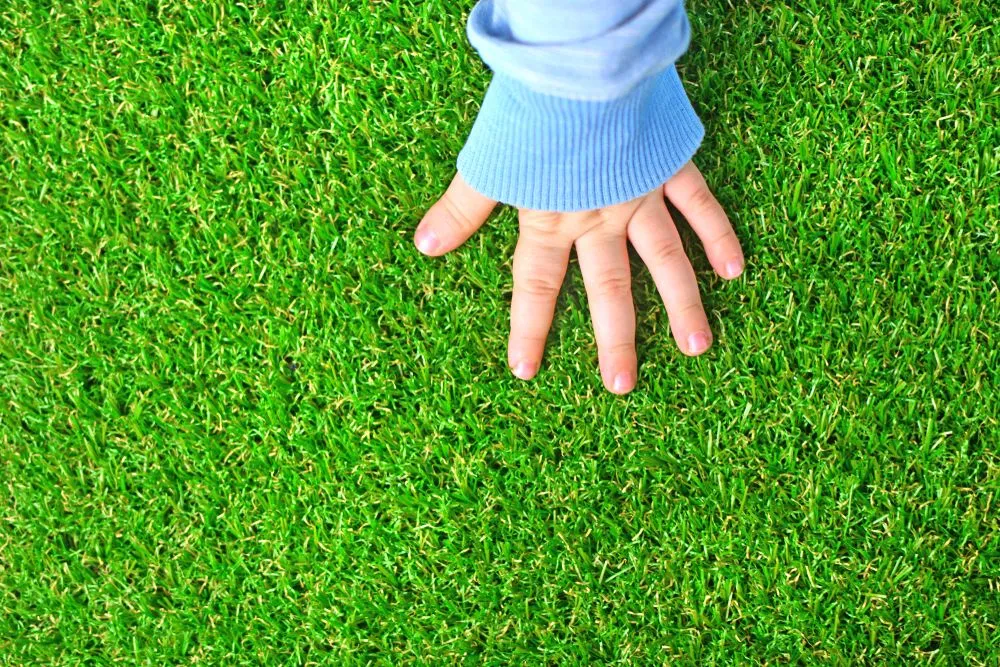 prato sintetico per bambini