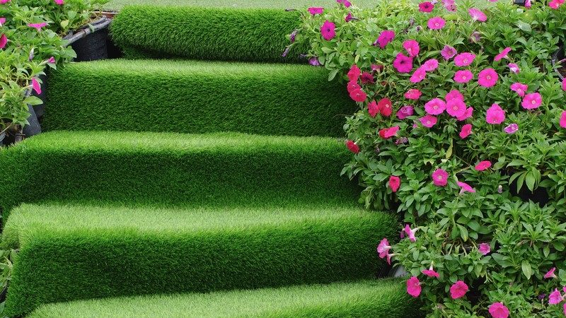 Pavimentazioni per esterno in prato sintetico 