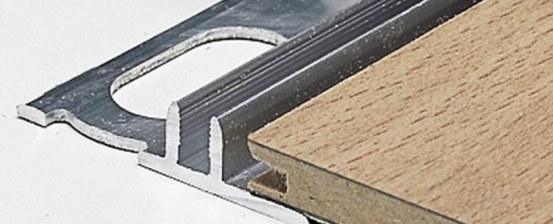 BASE P.100 | Profilo per pavimenti in legno o laminato da 7 a 15 mm. - Nanni Giancarlo