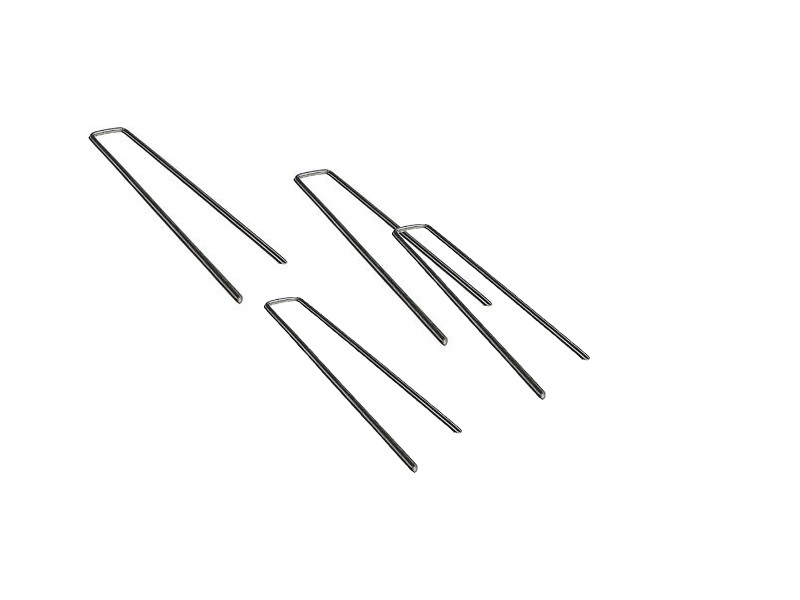 picchetti a forcella per prati sintetici. picchetti a forcella per prati sintetici.