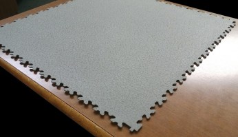 Tile HD XL  piastrella autoposante sp. 4 mm. in PVC tile con incastri